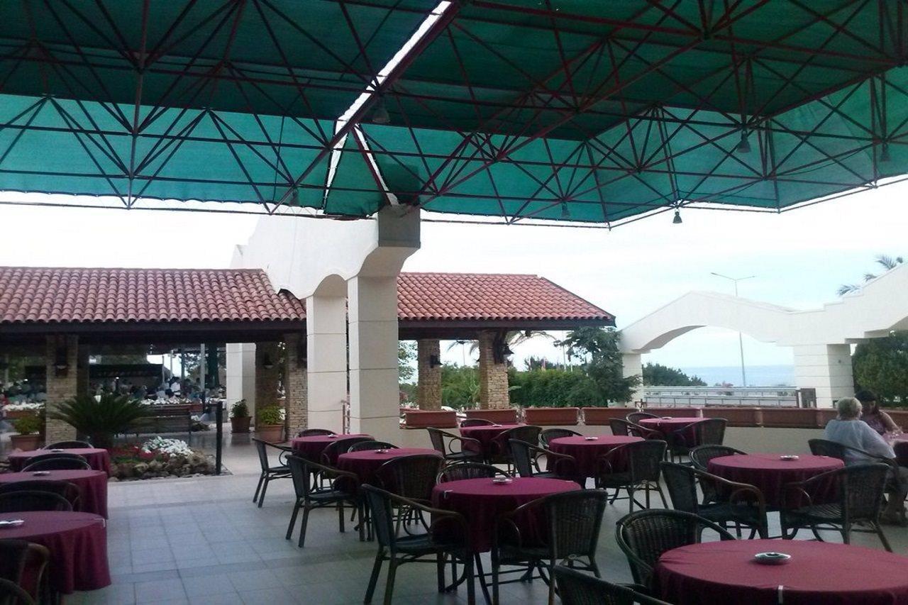 Aska Costa Holiday Club Side Bagian luar foto