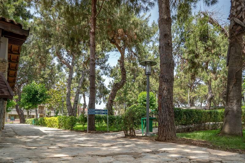 Aska Costa Holiday Club Side Bagian luar foto