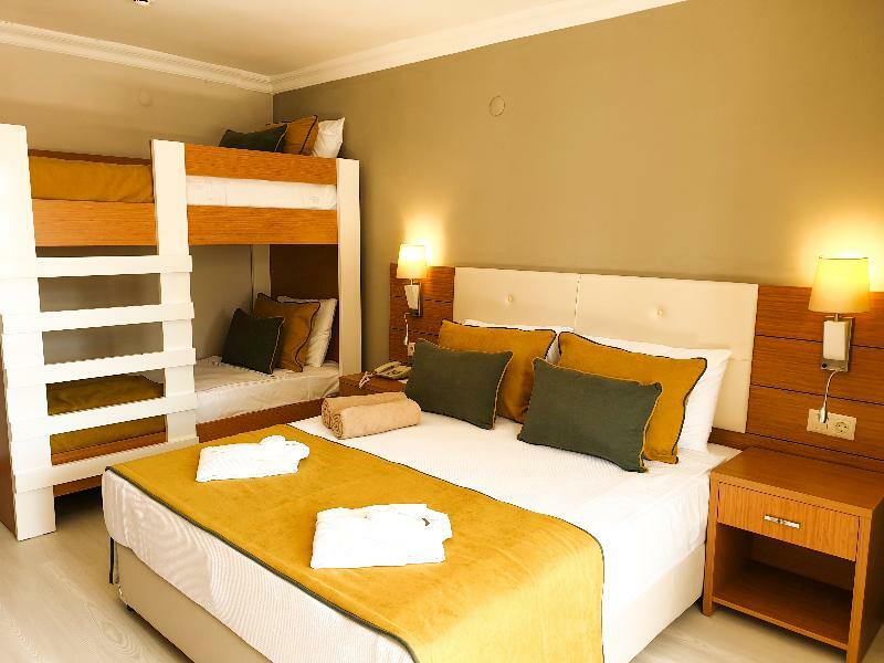 Aska Costa Holiday Club Side Bagian luar foto