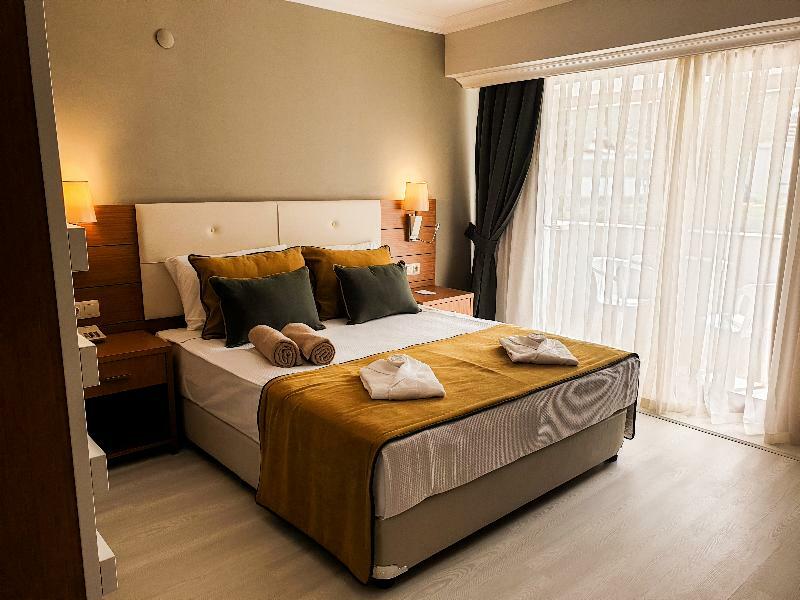 Aska Costa Holiday Club Side Bagian luar foto