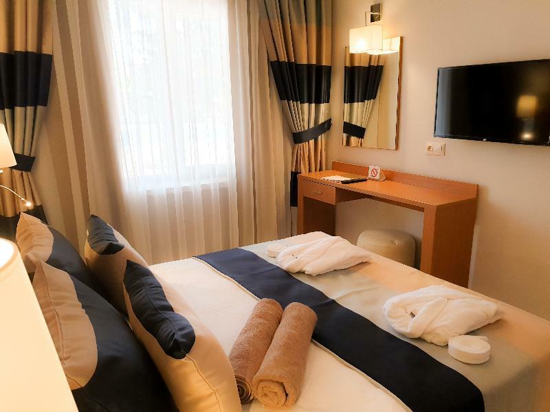 Aska Costa Holiday Club Side Bagian luar foto