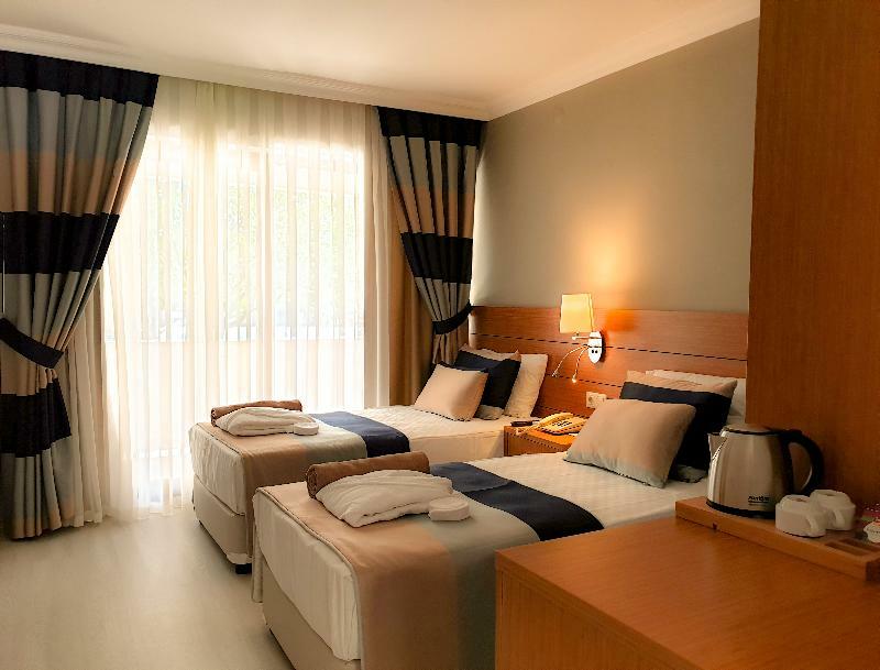 Aska Costa Holiday Club Side Bagian luar foto